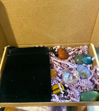 Load image into Gallery viewer, 7 Stone Chakra Set