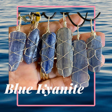 Load image into Gallery viewer, Blue Kyanite Pendants
