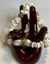 Load image into Gallery viewer, Howlite Stretchy Bracelet with Star charm