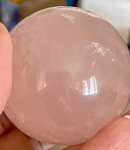 Load image into Gallery viewer, Rose Quartz Sphere