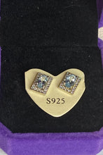 Load image into Gallery viewer, Stud Earrings