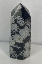 Load image into Gallery viewer, Snowflake Obsidian Towers