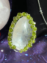 Load image into Gallery viewer, Peridot and Quartz Double Chains and Bracelet Set