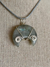 Load image into Gallery viewer, Moon Pendants