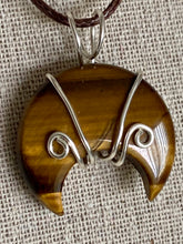 Load image into Gallery viewer, Moon Pendants