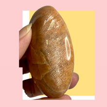 Charger l'image dans la galerie, Peach Moonstone Palms