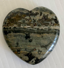 Cargar imagen en el visor de la galería, Ocean Jasper Heart Palm Stone
