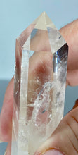將圖片載入圖庫檢視器 Quartz Crystal points with stems
