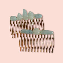 Cargar imagen en el visor de la galería, Aquamarine Hair Combs
