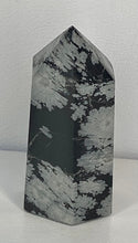 Cargar imagen en el visor de la galería, Snowflake Obsidian Towers
