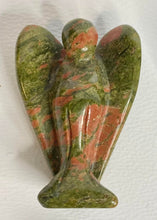 Cargar imagen en el visor de la galería, Angel Carvings
