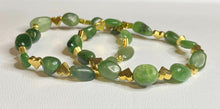 Cargar imagen en el visor de la galería, Green Jade Heart Stretch Bracelets

