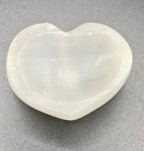 Load image into Gallery viewer, Satin Spar Mini Heart Bowls
