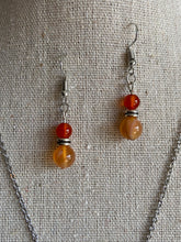 Lade das Bild in den Galerie-Viewer, Simplicity Necklace and Earrings Set
